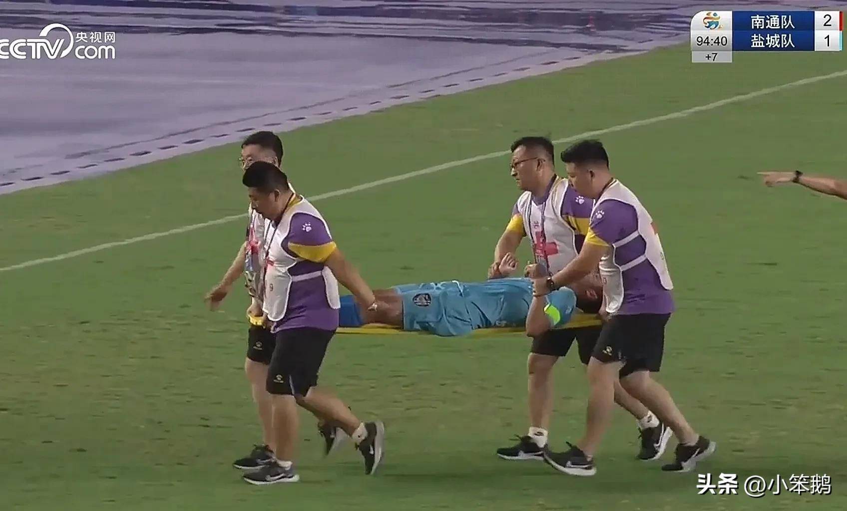 的口号在此, 曾在双方城, 每个座位都