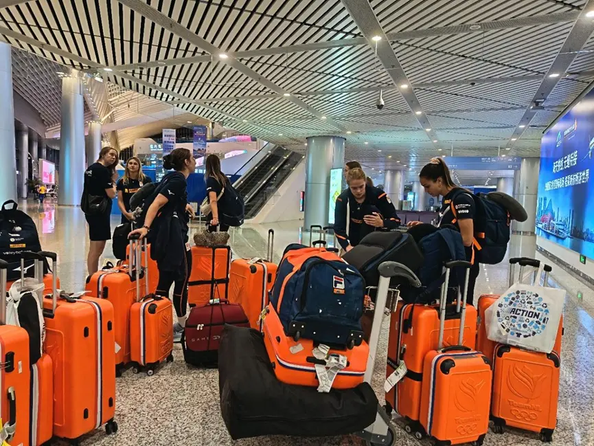 战胜了中国, 闯入半决赛