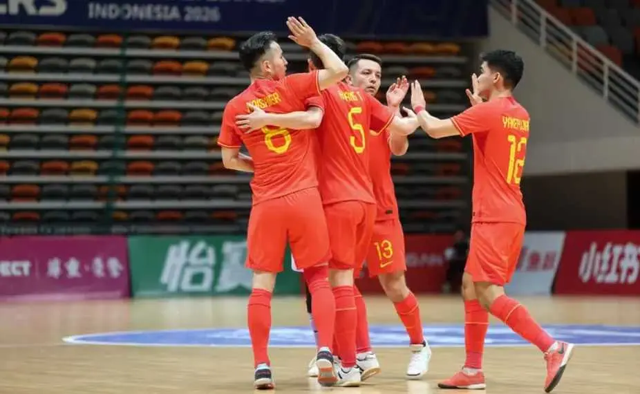 乌兹别克斯, 东南亚球队, AA